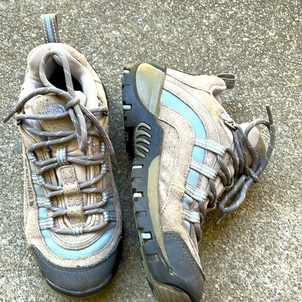 The North Face Hiking shoe 016631 B91 Size 7
